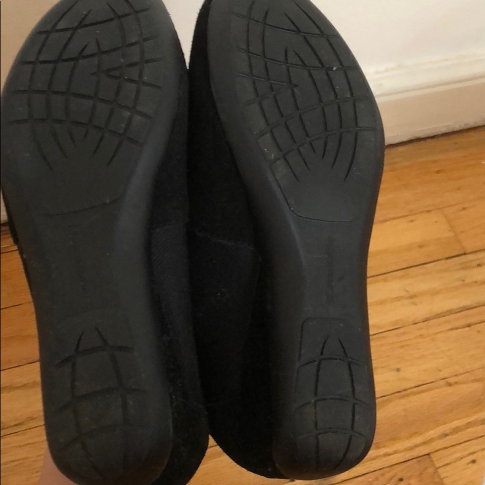 Shoes - Picture 5 of 7